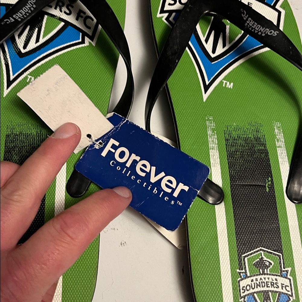 Seattle Sounders FC Flip Flops - Picture 2 of 5